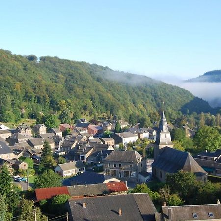 Au Central Alle Luaran gambar